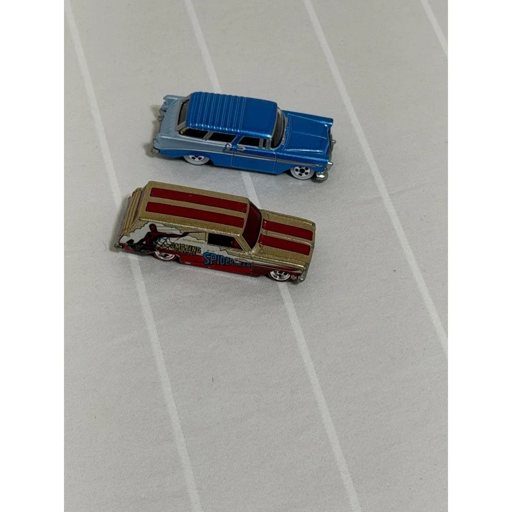Hot Wheels Marvel Spider-Man 64 Chevy Nova Delivery & 56 Nomad Diecast Car Lot